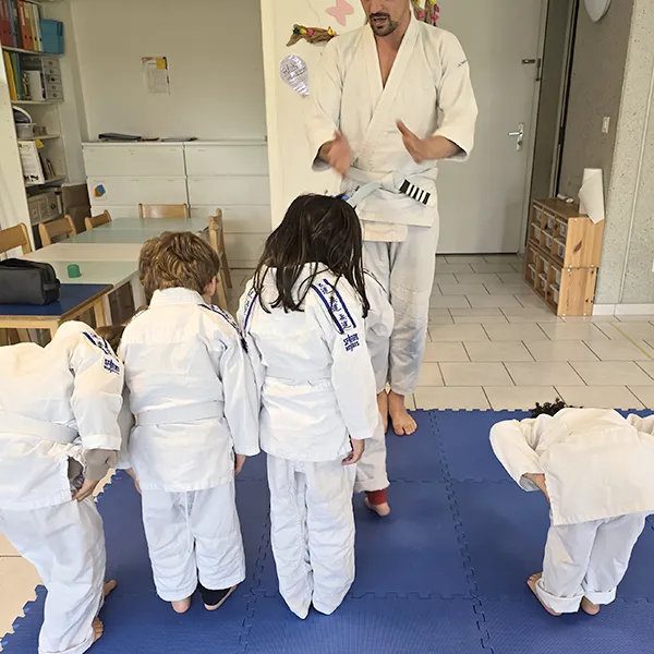Les 6 Sens Selfdefense 03