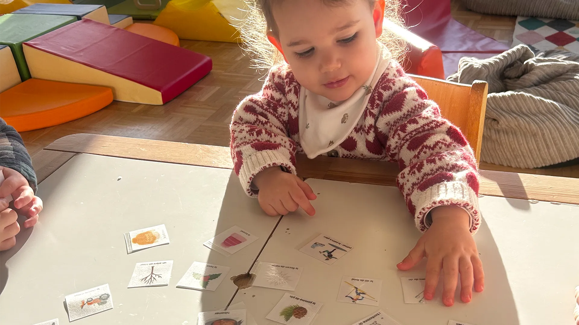 Creche 6sens Formes Geometriques Trotteurs Saint Sulpice 00