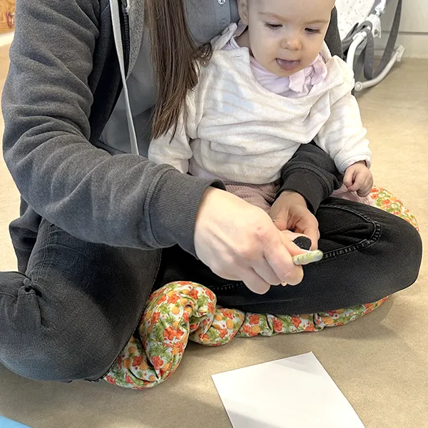 Empreinte Pied Pingouin Nurserie 6 Sens Saint Sulpice 02