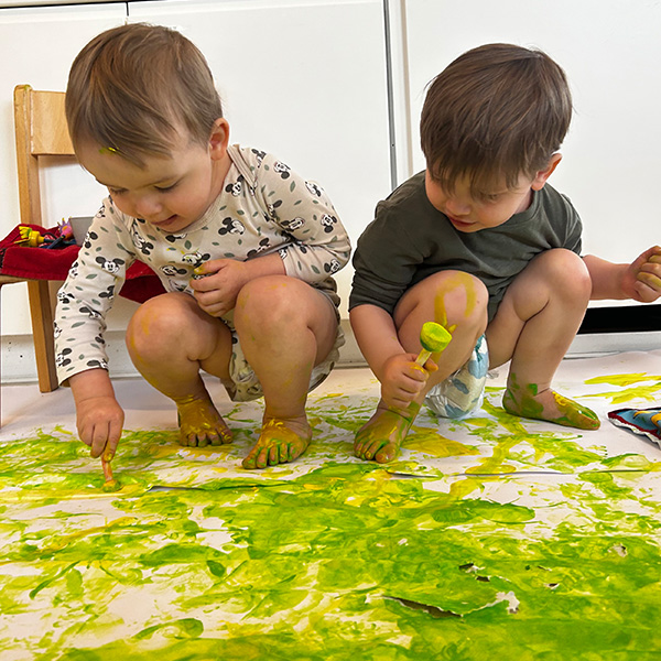 Peinture Pieds Prairie Printemps Enfants Saint Sulpice 08