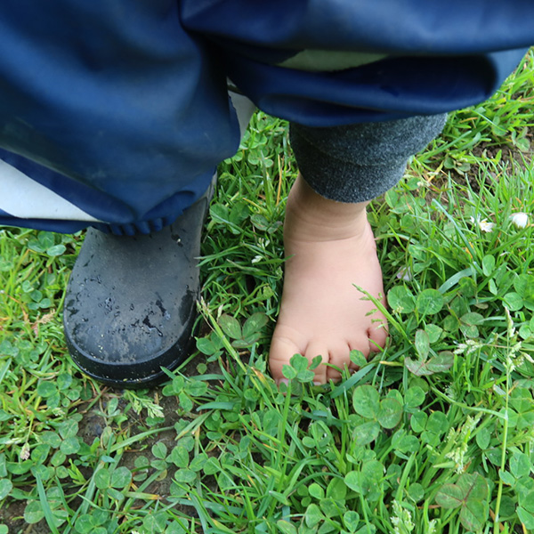 Exploration Pieds Nus Foret Enfants 6sens 01