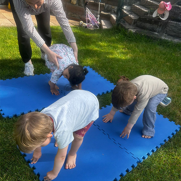 Yoga Enfants Creche 6 Sens Saint Sulpice 02